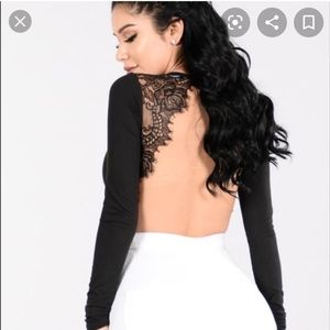 🖤🦋NWT Fashion Nova backless lace bodysuit!!🦋🖤